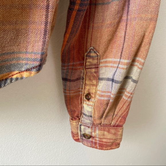 Urban Outfitters flannel - Picture 3 of 4